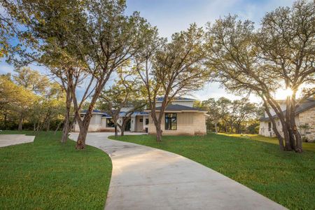 New construction Single-Family house 214 Gaucho Way, Dripping Springs, TX 78620 - photo 1 1