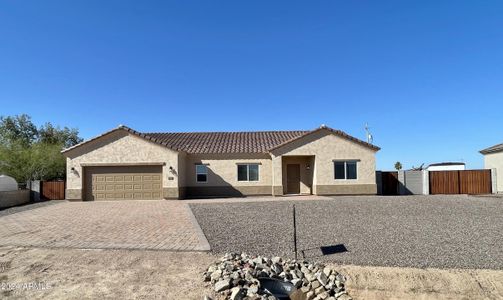 New construction Single-Family house 3930 N Juniper Drive, Eloy, AZ 85131 - photo 0