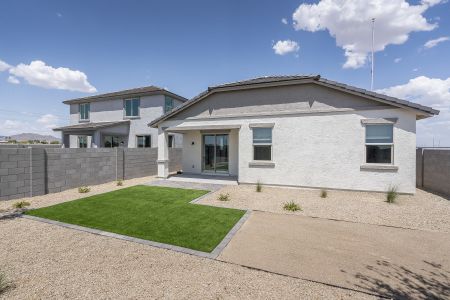 Back Yard | Sabino | Bentridge – Canyon Series | New Homes in Buckeye, AZ | Landsea Homes