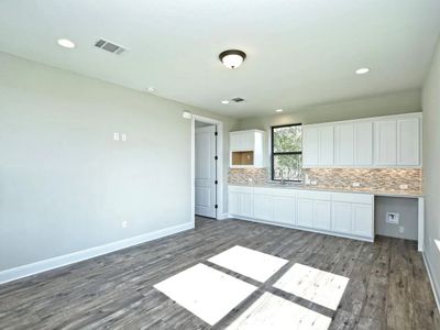 New construction Single-Family house 209 Bold Sundown, Liberty Hill, TX 78642 - photo 3