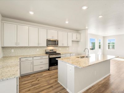 New construction Townhouse house 16586 Shoshone Place, Broomfield, CO 80023 - photo 5 5