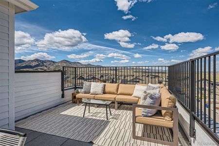 New construction Townhouse house 9695 Browns Peak Circle, Littleton, CO 80125 Panorama- photo 25 25