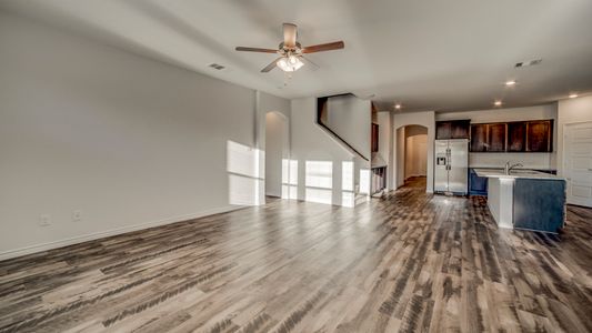 New construction Single-Family house 308 Pleasant Hill Lane, Fate, TX 75189 - photo 13 13