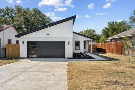 New construction Single-Family house 3015 S Denley Drive, Dallas, TX 75216 - photo 0