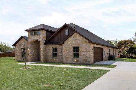 New construction Single-Family house 639 Legendary Lane, Gun Barrel City, TX 75156 - photo