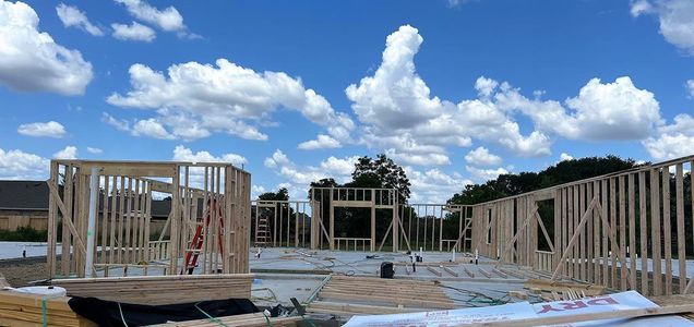 New construction Single-Family house 7 Greenbriar Loop, Angleton, TX 77515 - photo 1