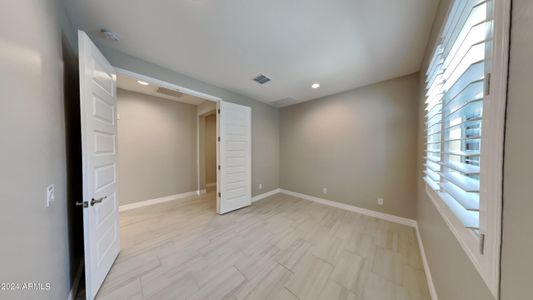 New construction Single-Family house 8835 W Medlock Drive, Glendale, AZ 85305 - photo 8 8