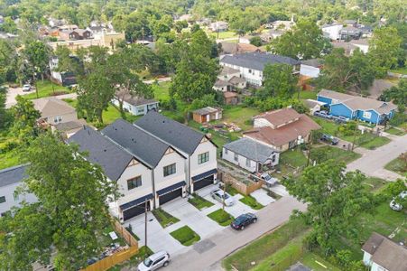 New construction Single-Family house 501 E 39Th Street, Unit A, Houston, TX 77022 - photo 0