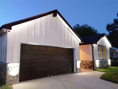 New construction Single-Family house 8219 Elam Road, Dallas, TX 75217 - photo 0 0