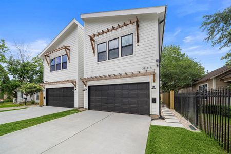 New construction Single-Family house 3918 Edison Street, Unit B, Houston, TX 77009 - photo 1 1