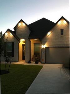 New construction Single-Family house 15411 Spring Lake Avenue, Mont Belvieu, TX 77523 - photo 4 4