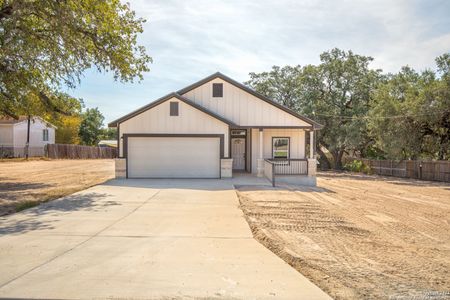 New construction Single-Family house 22910 Skila Dr, Elmendorf, TX 78112 - photo 0