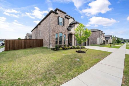 New construction Single-Family house 1002 Wrenwood Drive, Justin, TX 76247 - photo 1 1
