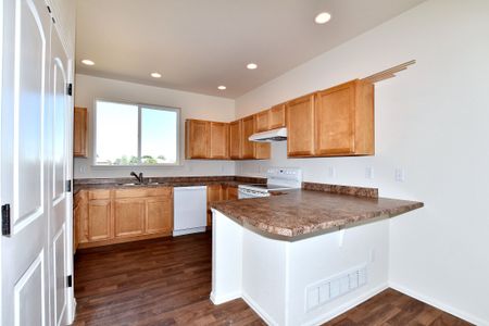 New construction Single-Family house Big Horn Parkway, Johnstown, CO 80534 - photo 16 16