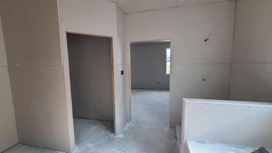 New construction Single-Family house 919 Palo Brea Loop, Hutto, TX 78634 Livingston Homeplan- photo 50 50