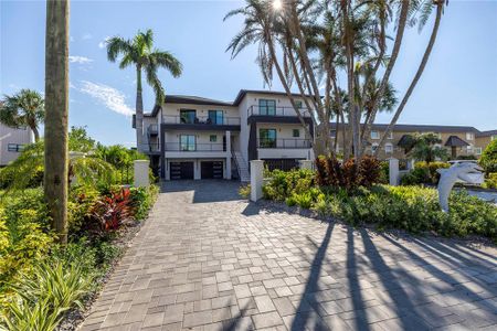 New construction Condo/Apt house 12400 Capri Circle N, Unit B, Treasure Island, FL 33706 - photo 0