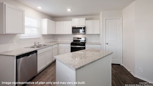 New construction Single-Family house 11606 Lavendale Spur, San Antonio, TX 78245 - photo 3 3