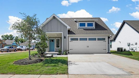 New construction Single-Family house 648 Capstone Circle, Granbury, TX 76048 Brooke - photo 0