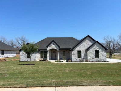 New construction Single-Family house 2708 Village Drive, Granbury, TX 76049 - photo 0