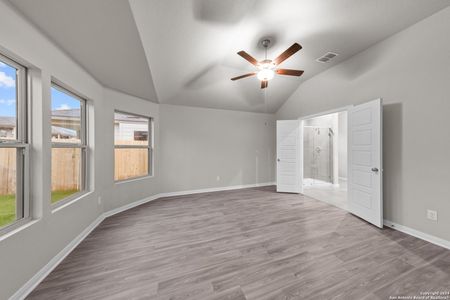 New construction Single-Family house 1148 Water Valley, Seguin, TX 78155 Kingsley - C- photo 8 8