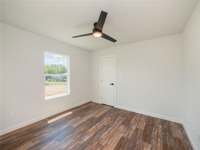 New construction Single-Family house 109 Elizabeth Dr, Spicewood, TX 78669 - photo 19 19