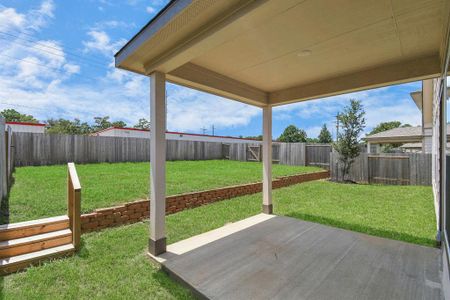 New construction Single-Family house 1733 Cindy Lane, Conroe, TX 77304 Stonewall- photo 18 18