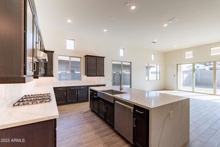 New construction Single-Family house 21361 W Meadowbrook Avenue, Buckeye, AZ 85396 - photo 13 13