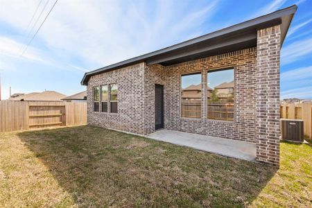 New construction Single-Family house 12807 Raemoir Drive, Humble, TX 77346 Daniella Rae- photo 35 35