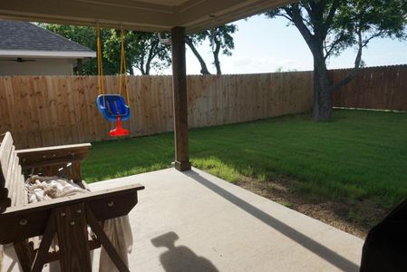 New construction Single-Family house 4817 Enclave Drive, Sanger, TX 76266 - photo 18 18