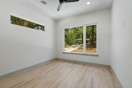 New construction Single-Family house 3602 Grant St, Unit 1, Austin, TX 78721 - photo 17 17