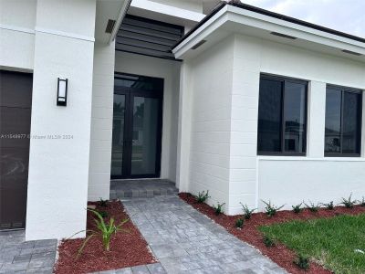 New construction Single-Family house 15604 Sw 158Th Ter, Miami, FL 33187 - photo