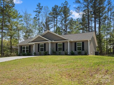 New construction Single-Family house 1211 Belmont Circle Drive, Lancaster, SC 29720 - photo 2 2