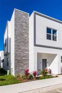 New construction Townhouse house 392 Famagusta Drive, Davenport, FL 33896 - photo
