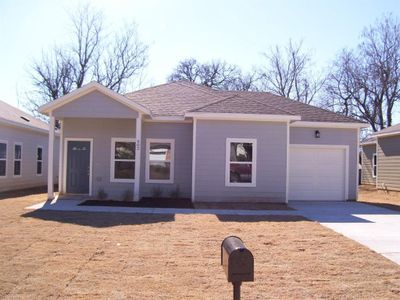 New construction Single-Family house 902 W Florence Street, Denison, TX 75020 - photo 16 16