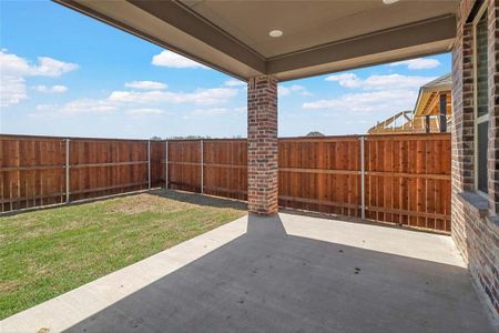 New construction Single-Family house 5144 Westhaven Circle, Denison, TX 75020 Bentley Plan- photo 18 18