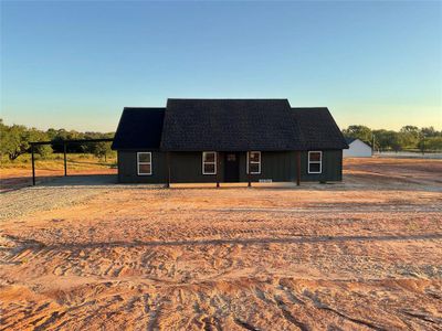 New construction Single-Family house 1030 Hereford Drive, Springtown, TX 76082 - photo 0