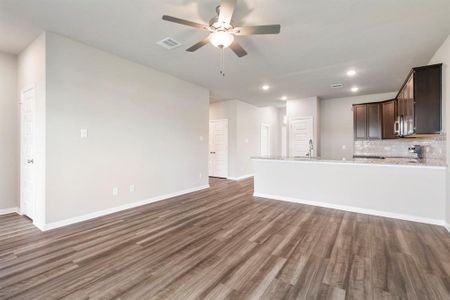 New construction Single-Family house 374 Shoreview Drive, Conroe, TX 77303 S-1443- photo 18 18