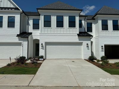 New construction Townhouse house 6011 Mariemont Circle, Charlotte, NC 28226 Salisbury- photo 1 1