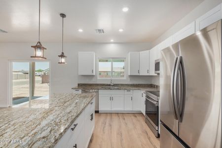 New construction Single-Family house 10155 W Heather Drive, Arizona City, AZ 85123 - photo 13 13