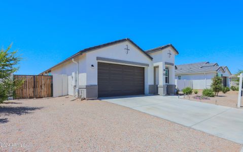 New construction Single-Family house 36043 W San Alvarez Avenue, Maricopa, AZ 85138 - photo 4 4