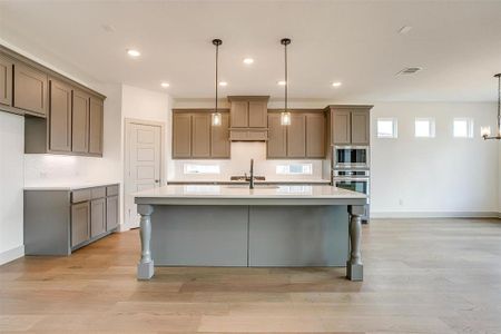 New construction Single-Family house 7116 Accipiter Drive, Fort Worth, TX 76179 Evelyn - photo 8 8