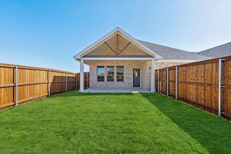 New construction Single-Family house 2201 Scissortail Street, Waxahachie, TX 75165 - photo 19 19