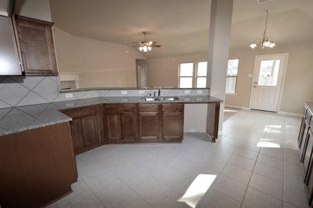 New construction Single-Family house 935 Waukegan, Conroe, TX 77306 - photo 3 3