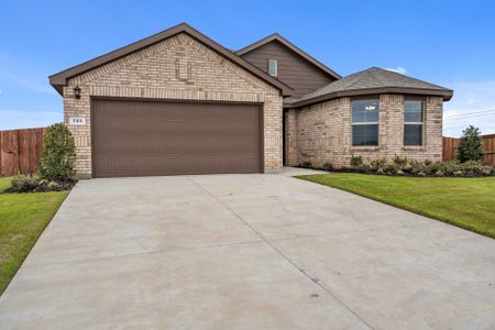 New construction Single-Family house 613 Bronze Circle W, Springtown, TX 76082 - photo 0
