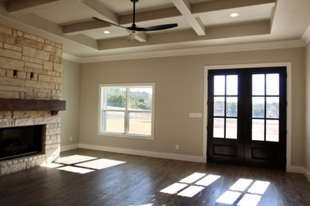 New construction Single-Family house Weatherford, TX 76085 - photo 4 4