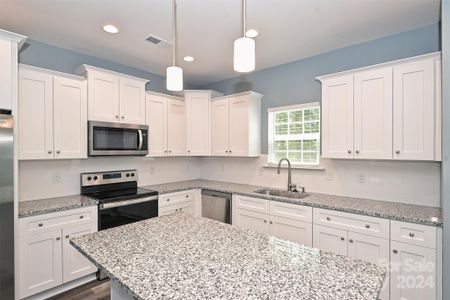 New construction Single-Family house 317 Bell Street, Mount Holly, NC 28120 - photo 7 7