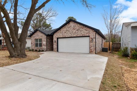New construction Single-Family house 1126 W Texas Street, Denison, TX 75020 - photo 2 2