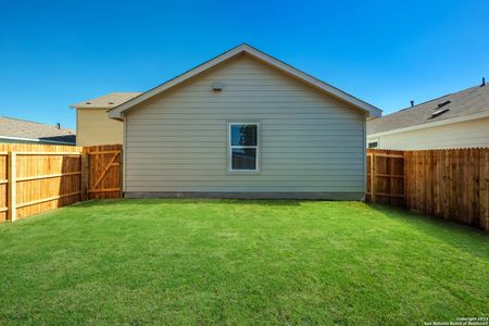 New construction Single-Family house 8919 Astral Place, San Antonio, TX 78252 Trenton- photo 17 17