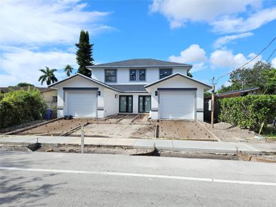 New construction Townhouse house 522 Glenn Pkwy, Unit B, Hollywood, FL 33021 - photo 0