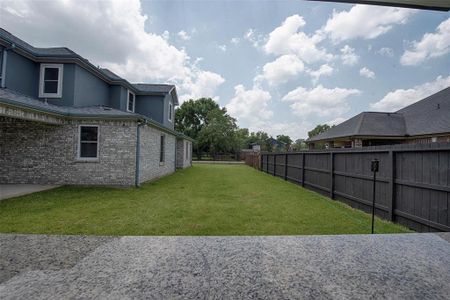 New construction Single-Family house 419 Pinedale Avenue, Rosharon, TX 77583 - photo 6 6